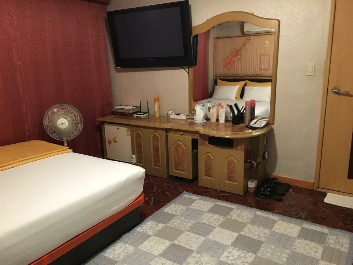 Coin Motel Busan Dış mekan fotoğraf