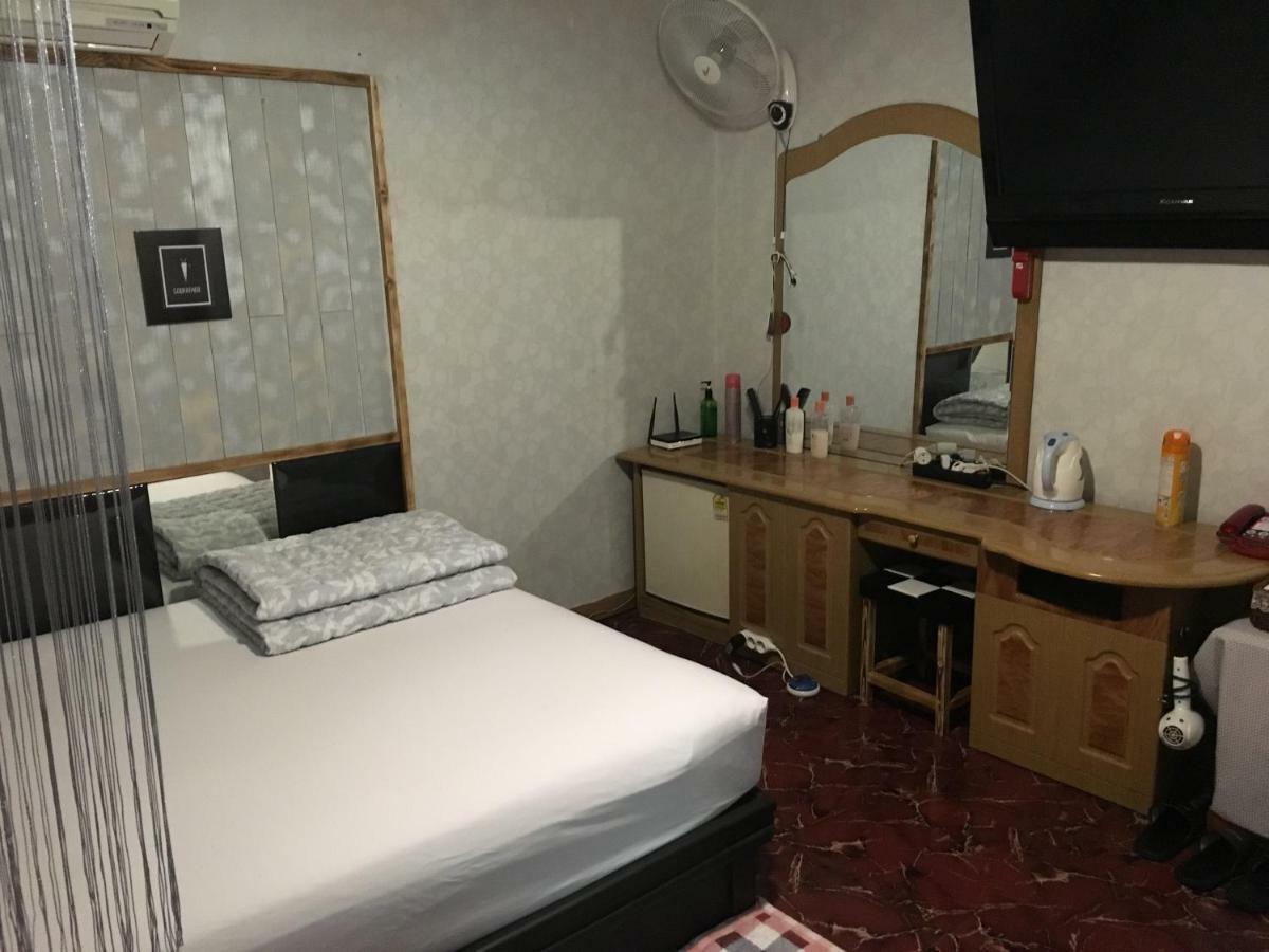 Coin Motel Busan Dış mekan fotoğraf